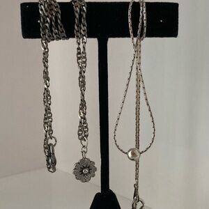 Fashion Jewelry 2 Necklace Bundle: 
Silver tone metal